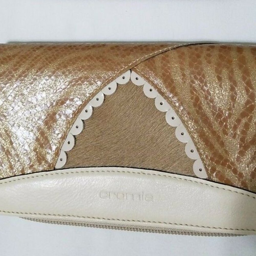 NWOT Cromia Wallet